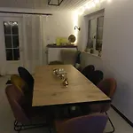 La Maison Jaune