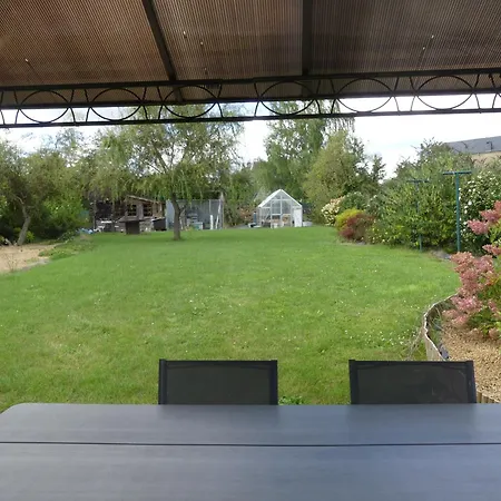 La Maison Jaune Holiday home