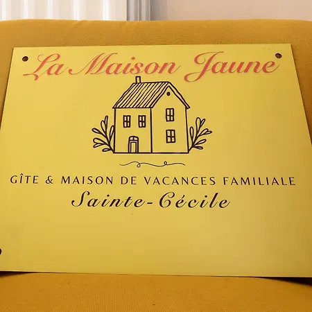 La Maison Jaune Holiday home