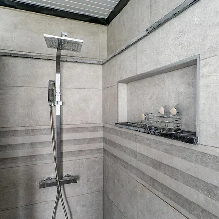 La Maison Jaune סנט - ססיל