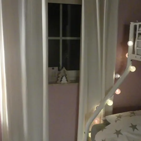 La Maison Jaune בית נופש סנט - ססיל