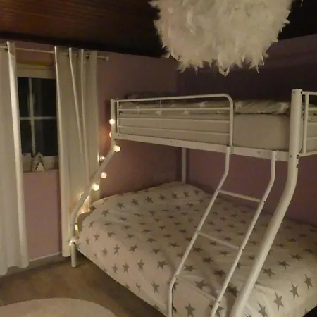 La Maison Jaune * Sainte-Cécile