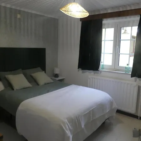 Ferienhaus La Maison Jaune Sainte-Cécile